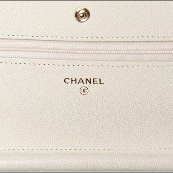 Chanel Caviar Quilted Wallet On Chain WOC White - Picture 4 of 6